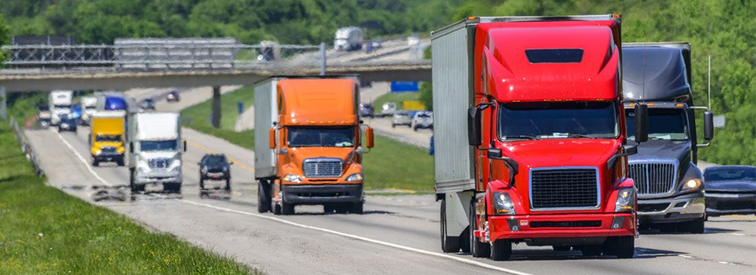 Camions sur la route